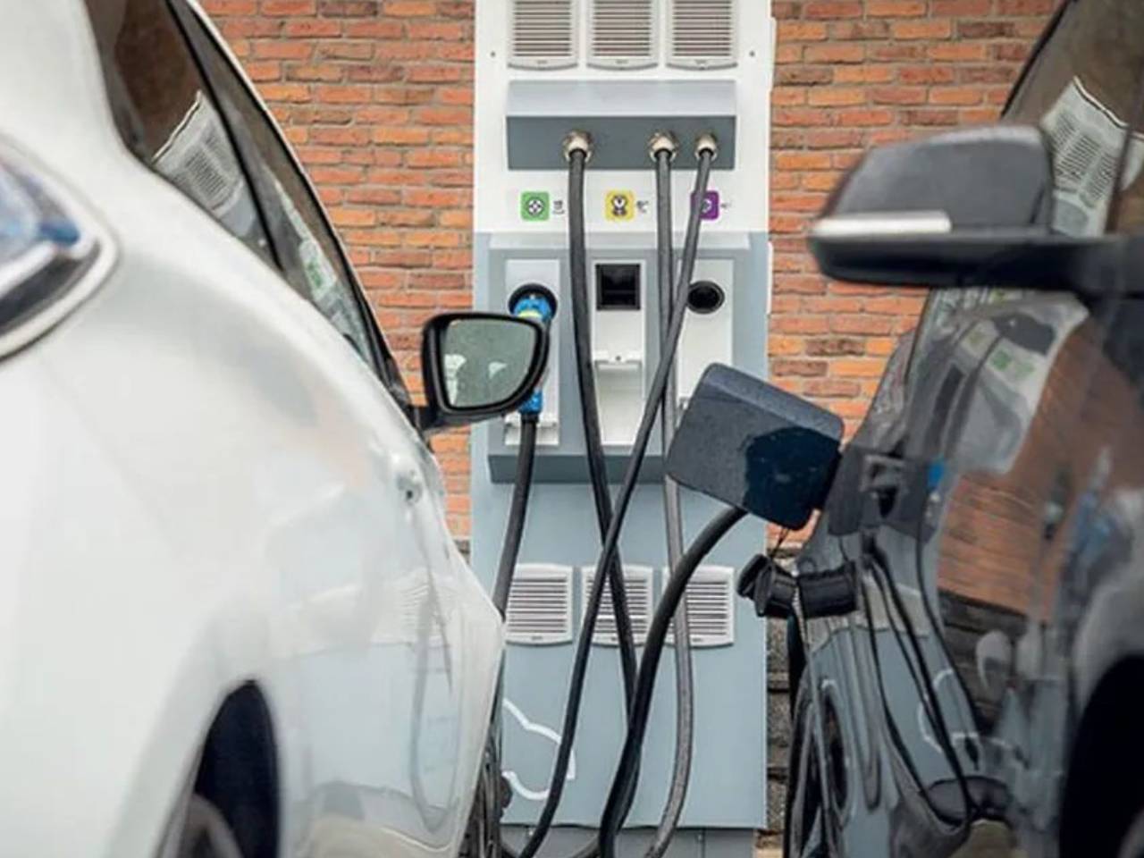 Carregador para carros elétricos