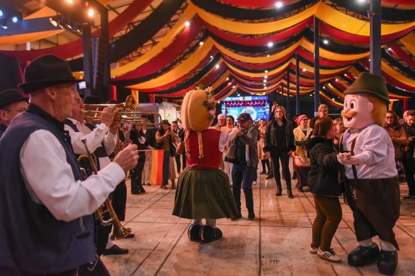 Oktoberfest Gramado 2026 abre venda de ingressos; Armandinho e João Bosco & Vinícius estão entre as atrações 3 1785023160 306 Oktoberfest Gramado 2026 abre venda de ingressos Armandinho e Joao