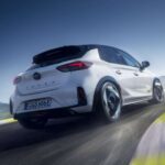 Corsa elétrico tem motor Peugeot e é mais rápido que Golf GTI vendido no Brasil