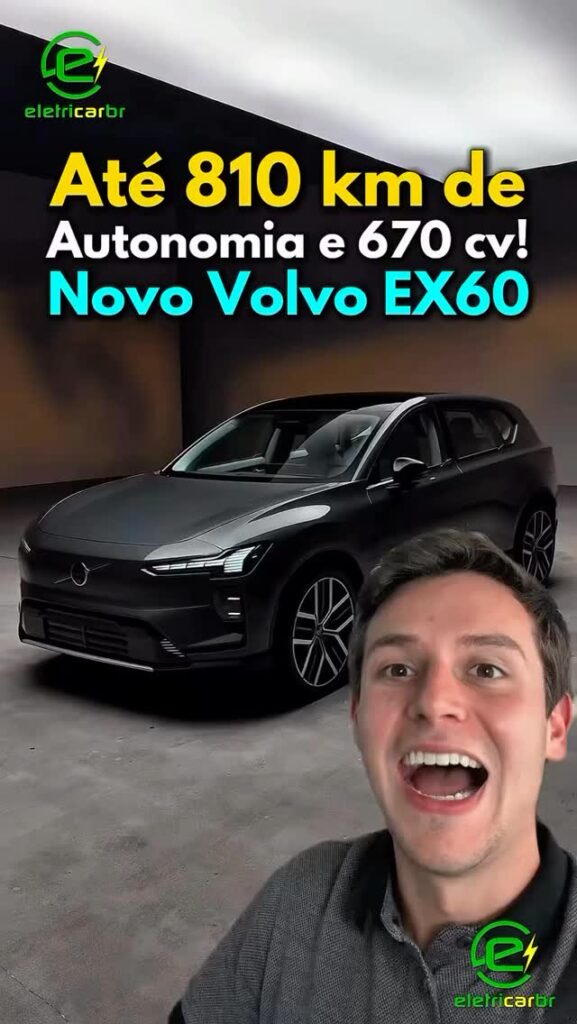 ⚡CONFIRMADO PARA O SEGUNDO SEMESTRE: Versão Brasileira Com 95 kWh e mais de 600 km de Autonomia (WLTP)⚡️ 🔌O grande salto está na recarga: graças à nova arquitetura elétrica e térmica, o EX60 pode recuperar até 340 km em cerca de 10 minutos em carregadores ultrarrápidos e fazer de 10% a 80% em aproximadamente 19 minutos, aproximando a experiência elétrica da lógica do abastecimento a combustão. A base disso é a combinação de cell-to-body com mega casting, que torna a bateria parte estrutural do chassi, reduz peso, aumenta rigidez e melhora a eficiência 🔋Na prática, o EX60 se distancia totalmente do XC60 híbrido vendido hoje no Brasil. Aqui não há mais motor a combustão nem sistemas auxiliares: tudo funciona como um ecossistema elétrico integrado. A versão P10 AWD entrega 510 cv, 72,4 kgfm de torque, faz 0–100 km/h em 4,6 s e usa uma bateria de 95 kWh. O SUV mede 4,80 m, tem entre-eixos de 2,97 m e porta-malas de 523 litros 🎯O modelo também inaugura a nova fase de “carro definido por software” da Volvo, com o sistema HuginCore, chips NVIDIA e Qualcomm, integração com o Gemini do Google e atualizações contínuas. Em segurança, estreia o cinto multi-adaptativo e novos sistemas de monitoramento interno e externo 🇸🇪Produzido na Suécia a partir de 2026, o EX60 já está confirmado para o Brasil no mesmo ano e se posiciona como a base da estratégia elétrica da Volvo para a próxima década 👉E aí, curtiu o novo Volvo EX60? Compraria?