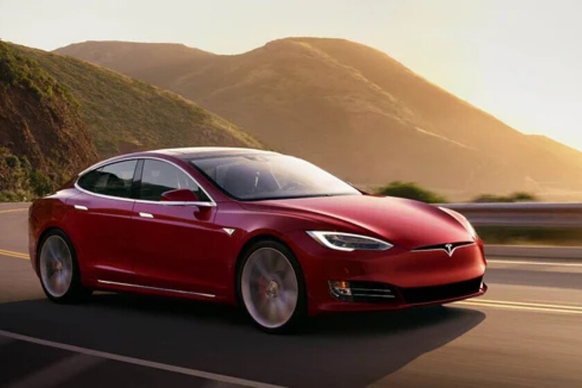 Os Teslas que tornaram os veículos elétricos desejáveis ​​estão desaparecendo em relativa indiferença