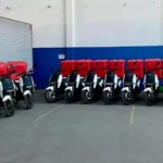 Curiositando 26 Scooter elétrica da Riba preparada para os testes do iFood