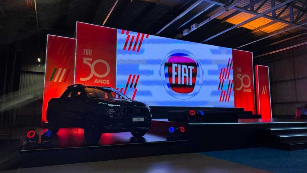 Comemorando 50 anos da Fiat no Brasil, Stellantis anuncia novo Argo