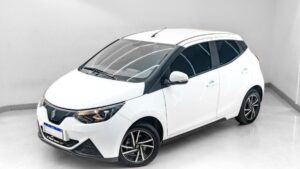 Curiositando 19 O Emova Easy, um dos veículos elétricos mais acessíveis do Brasil, teve suas vendas suspensas, impactando o mercado de EVs