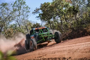 pódio na estreia da T1.1 no Sertões