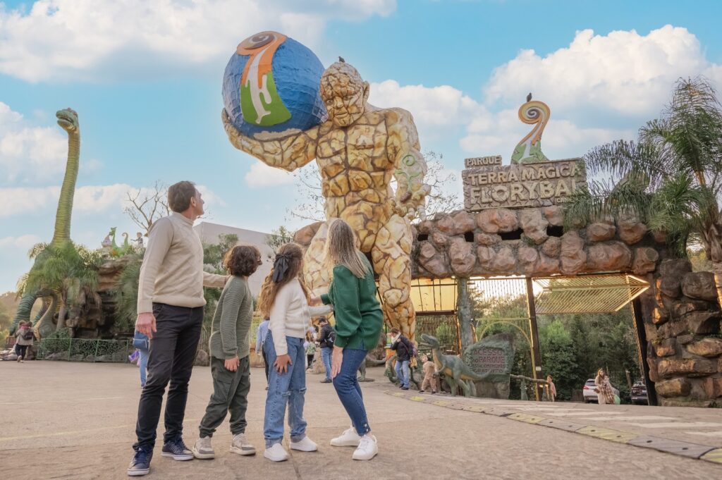 CAIQUE MARQUEZ // PARQUE TERRA MÁGICA FLORYBAL TRANSFORMA DIA DOS PAIS EM OPORTUNIDADE DE FAZER O BEM // NOTÍCIAS DE GRAMADO E CANELA