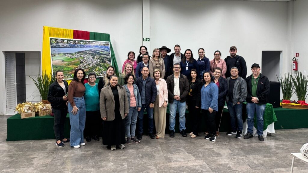 Caminhos que Conectam retoma encontros em dez municípios da região