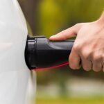 China promete reagir a eventuais barreiras britânicas a carros elétricos